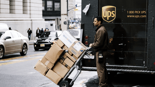 FreightWaves: Ups Extends Home Delivery Surcharges Beyond the Peak Period - 1392x783