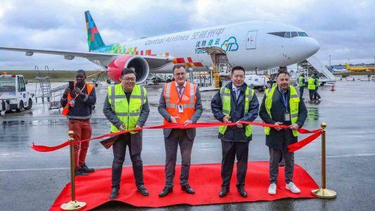 YunExpress Europe: Zongteng Group Inaugurates Shenzhen-Paris Route With Its First Freighter Flight - 1392x783