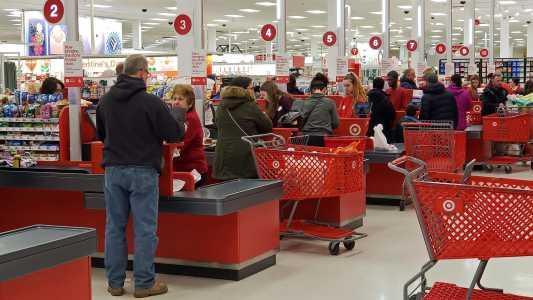 Target Predicts Fewer Shopping Trips Amidst the Record-High Inflation