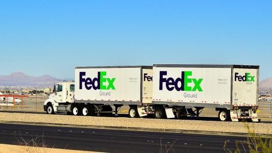 FreightWaves: FedEx Ground Establishes 3-Tier Driver Contractor Grading System - 1392x783